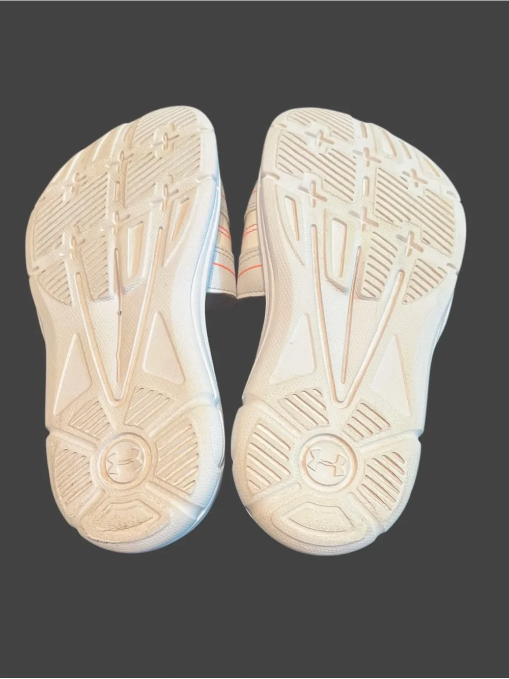 Under Armour Youth White Slide Water Sandals Sz 2